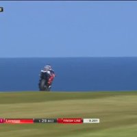 Video: Kritiens nav šķērslis ātrākajam apļa laikam 'MotoGP' posma treniņos