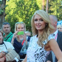 Parisa Hiltone priecājas par viesošanos Latvijā
