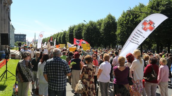 „Par sociālo taisnīgumu – pret nabadzību!” - 2