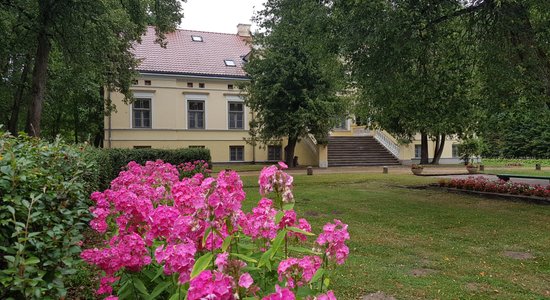 ФОТО. Усадьба Валдеки – от лесного уголка до загородной резиденции одной из самых богатейших семей довоенной Латвии