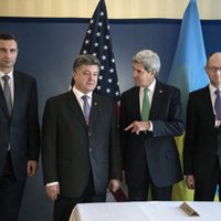 Керри: США, РФ и Германия пробуют продвигать нацдиалог в Украине