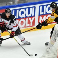 Kanādas hokejisti grupu turnīru noslēdz ar 'sauso' uzvaru pret Vāciju