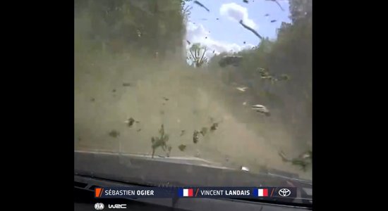 Video: Astoņkārtējais WRC čempions izlido no trases Īvandē