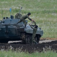 Krievijas bruņotie spēki sāk pēkšņu kaujas gatavības pārbaudi