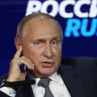 Путин: Россия не будет вводить ответных ограничений против украинцев