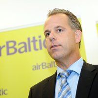 Gauss vēl vismaz divus gadus vadīs 'airBaltic'