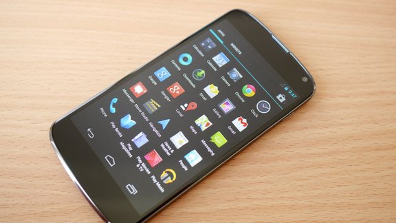 Nexus 4 - 6