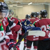 Latvijas hokeja klubu izlase iekļūst Tallinas turnīra finālā