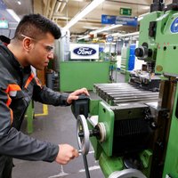 'Ford' Eiropā likvidēs 12 000 darbvietu