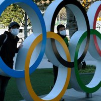 Mediji: Olimpiskās spēles tiks pārceltas par tieši vienu gadu