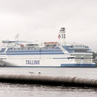 Vētras laikā cietis 'Tallink' prāmja apkalpes loceklis, vēsta TV3