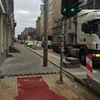 Ремонт некоторых улиц в центре Риги продлится до октября