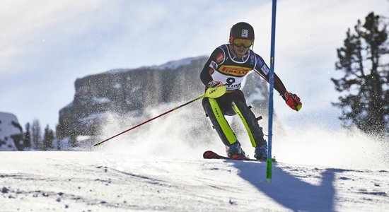 Zvejnieks nefinišē Pasaules kausa sacensībās slalomā