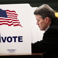 ASV prezidenta vēlēšanas: miljoniem amerikāņu izdara savu izvēli