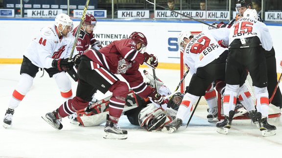 Hokejs, KHL spēle: Rīgas Dinamo - Metallurg Novokuzņecka - 37