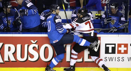 Kanādas un Somijas hokejisti cīnās par pasaules čempionu titulu