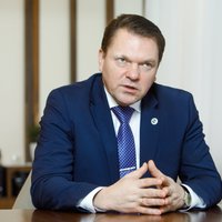Все больше белорусских грузовладельцев предпочитают отправлять грузы через Латвию, а не через Литву