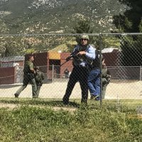 Apšaudē pamatskolā Kalifornijā bojā gājuši divi cilvēki
