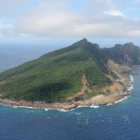 Japāna apsūdz Ķīnu gaisa telpas pārkāpšanā pie Senkaku salām