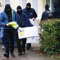 Vācijas policija veic plašus reidus pret 'Daesh' atbalstītājiem