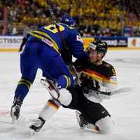 Zviedrijas hokejisti nepažēlo PČ mājinieci Vāciju