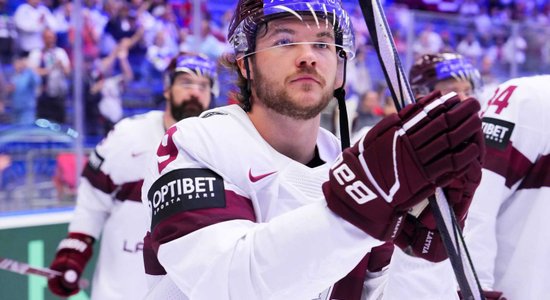 Latvijas hokeja izlase Rīgā atgriezīsies trešdienas vakarā