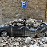 Itālijas zemestrīcē pajumti varētu būt zaudējuši 100 000 cilvēki