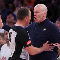 78 potenciālas kļūdas – 'Pacers' sūdzas par tiesnešu izpatikšanu 'Knicks' vienībai