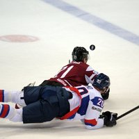 Latvijas hokeja izlase aizvada priekšpēdējo pārbaudes spēli pirms PČ