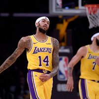 'Pacers' fani apsmej 'Lakers' basketbolistu likteni
