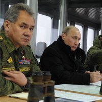 Путин и Шойгу запустили ракету "Тополь"