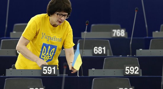 Vairāki EP Latvijas deputāti nosūta Putinam vēstuli ar aicinājumu atbrīvot Krimas tatāru līderi