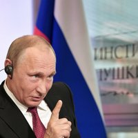 Centieni apvaldīt Krieviju ir nulles vērtē, pauž Putins