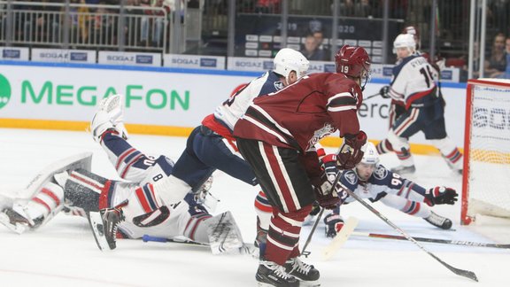 Hokejs, KHL spēle: Rīgas Dinamo - Ņižņekamskas Ņeftehimik - 19