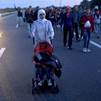 Uzdod precizēt Saeimas tiesības lemt par bēgļu uzņemšanu