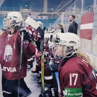 Latvijas sieviešu hokeja izlase pasaules čempionāta otrajā mačā minimāli zaudē Polijai