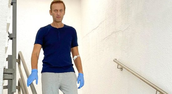 Команда Навального выявила манипуляции с его медкартой после отравления