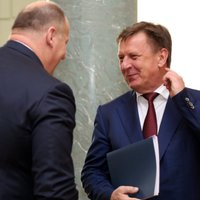 Кучинскис заявил, что плоды трудов правительства появятся лишь через год