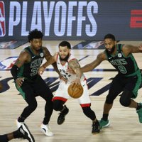 'Celtics' ar drošu uzvaru pār 'Raptors' iegūst vadību Austrumu konferences pusfinālā
