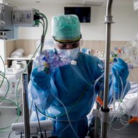Sestdien Latvijā slimnīcās ievietoti 45 Covid-19 pacienti, bet 9 izrakstīti