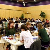 Rīgā notiekošā Eiropas čempionātā šahā sievietēm otrajā kārtā Bērziņa nospēlē neizšķirti ar Zavadsku
