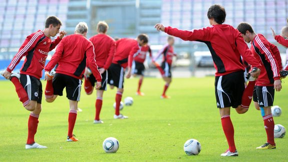 Latvijas futbola izlases treniņš - 4