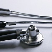 Saeimas komisija nobalso par valsts veselības apdrošināšanas atlikšanu līdz vasarai