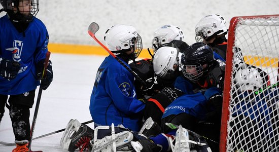 'Izveidojies slēgtais klubiņš': jaunās sporta skolas tiesāsies ar valsti par pedagogu slodžu nefinansēšanu