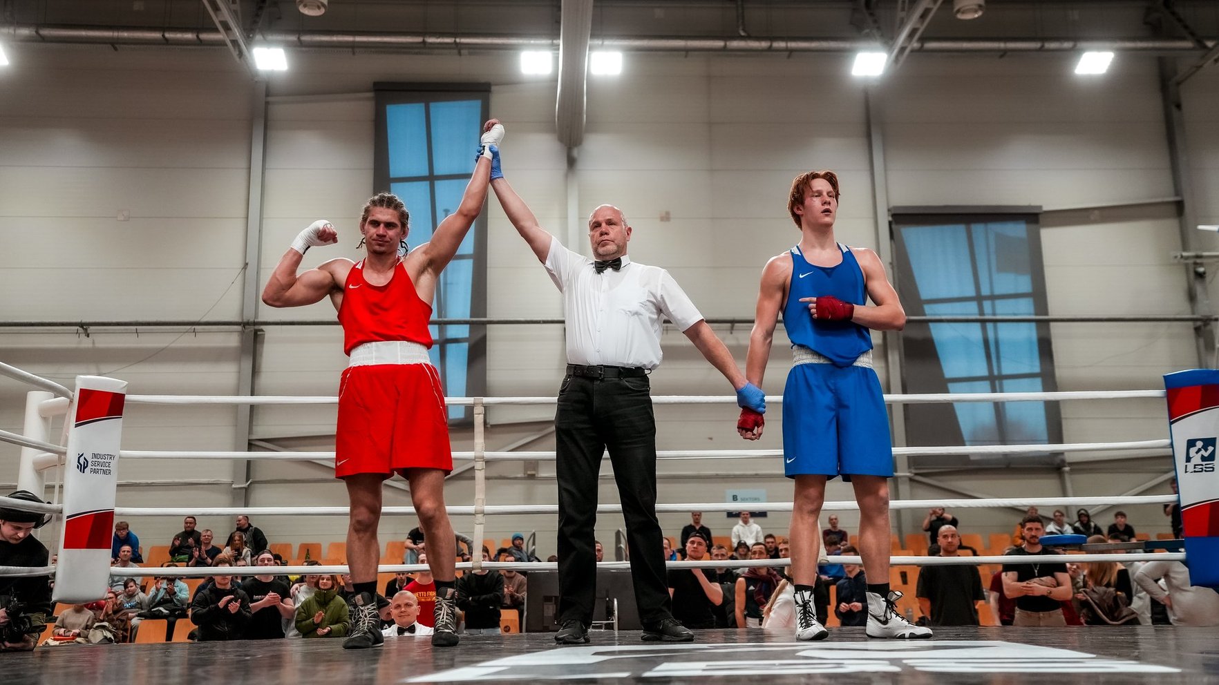 Foto: Jaunais bokseris Rozentāls ringā atgriežas ar jaudīgu triumfu Latvijas čempionātā