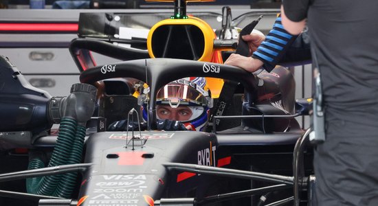 Verstapens ātrākais F-1 Japānas 'Grand Prix' kvalifikācijas braucienos