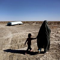 'Ienaidnieki zog mākoņus': Irānā apsūdz ārvalstis sausuma radīšanā