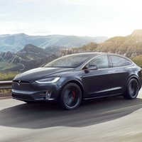 Регулятор США попросил Tesla отозвать 160 тысяч электромобилей