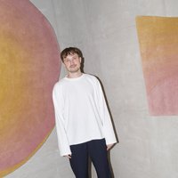 Latviešu dizainers Germans Ermičs iegūst prestižo žurnāla 'Wallpaper*' balvu