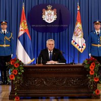 Serbijā atlaiž parlamentu; pirmstermiņa vēlēšanas gaidāmas aprīļa beigās